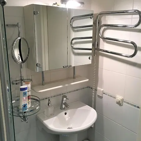 Romeo Family Kaarli * Reval